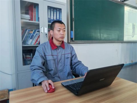 玉田职教中心匠心琢玉出良师系列之四：技能大赛优秀指导教师——牛亮