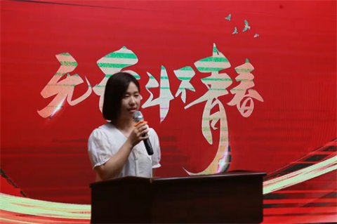 路南职校：荣誉激励奋进，榜样领航前行——省赛经验分享暨表彰大会