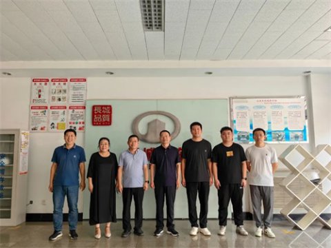 乐亭职校领导走访合作企业看望岗位实习学生