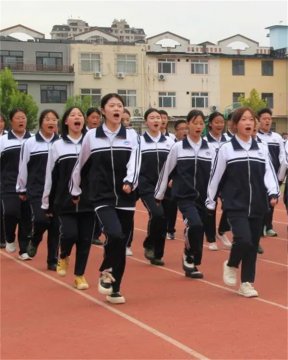 【扬帆起航】曹妃甸区职教中心（高级技校）隆重举行2024年秋季新生军训队列展示暨开学典礼