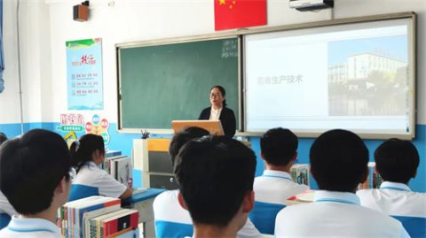 玉田职教中心：师说，开讲啦——走进专业第一课