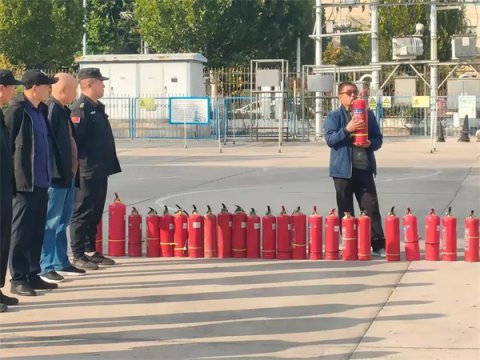 【平安校园】开展教师消防培训 筑牢校园安全防线——乐亭职校