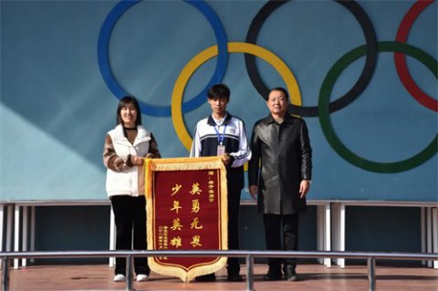 曹妃甸职教中心：挺身而出，英勇救火！职教学子好样的！