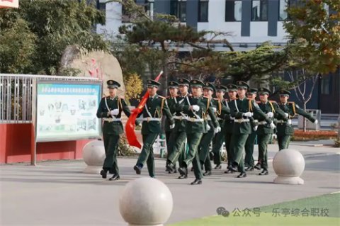 乐亭职校：梦想启航 期中加油