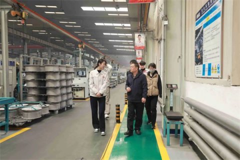 乐亭职校领导赴天津立中车轮集团调研