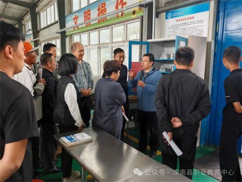 滦南职教中心西校区举办家长开放日活动