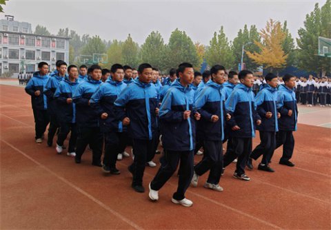 滦南职教中心西校区成功举办课间操跑操比赛