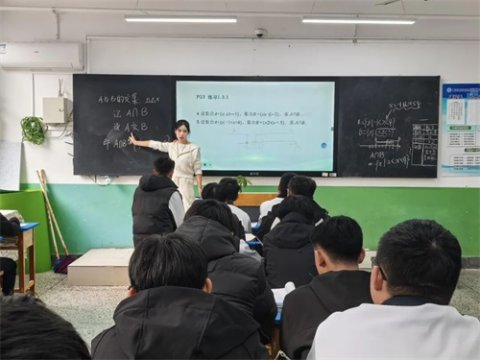 新师展课启新程 教研赋能育匠心——曹妃甸区职教中心机电技术系开展新入职教师公开课展示活动