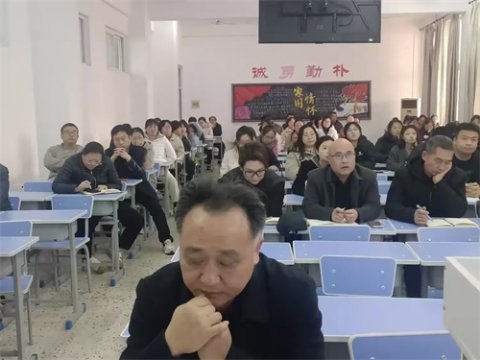 滦州市卫校组织召开教育教学培训会——多维度赋能教师发展