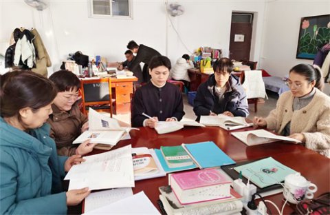 滦南职教中心公共基础课集体备课活动圆满完成