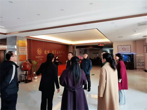 市院考察丰润区社区教育数字化赋能学习型社区 试点建设申报工作