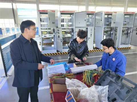 迁安职教中心（技师学院）领导深入企业看望岗位实习学子