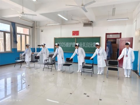 礼润护理，情暖人心——丰润综合职教中心医学幼教部护理专业礼仪比赛圆满举办