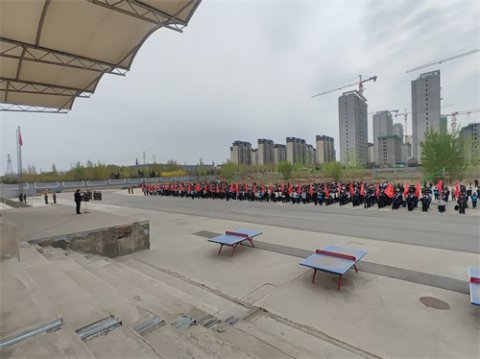 强化安全意识，厚植家国情怀——丰润综合职教中心举行国防教育主题升旗仪式