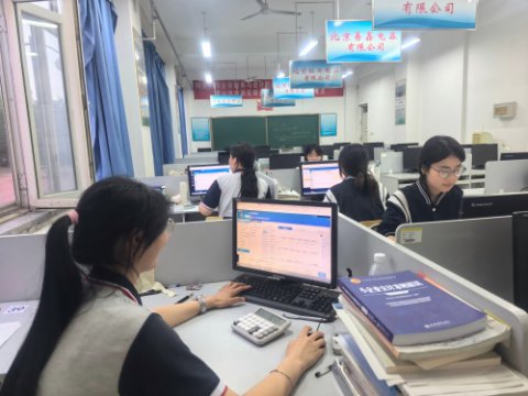 【喜报】科云赛场展锋芒 财税匠心摘国奖——丰润综合职教中心学子荣获“科云杯”全国技能大赛二等奖