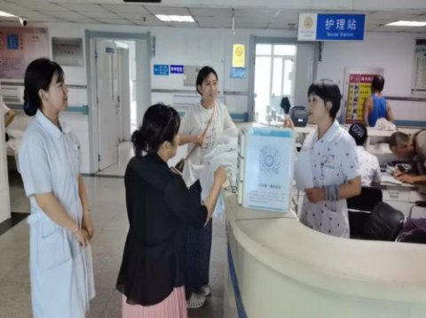 步履不停守护天使路 用心巡护共育护理人——丰润综合职教中心24级护理专业学生实习巡查纪实